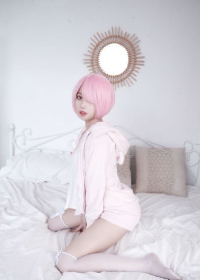 女人裸体pics_BD电影免费在线
